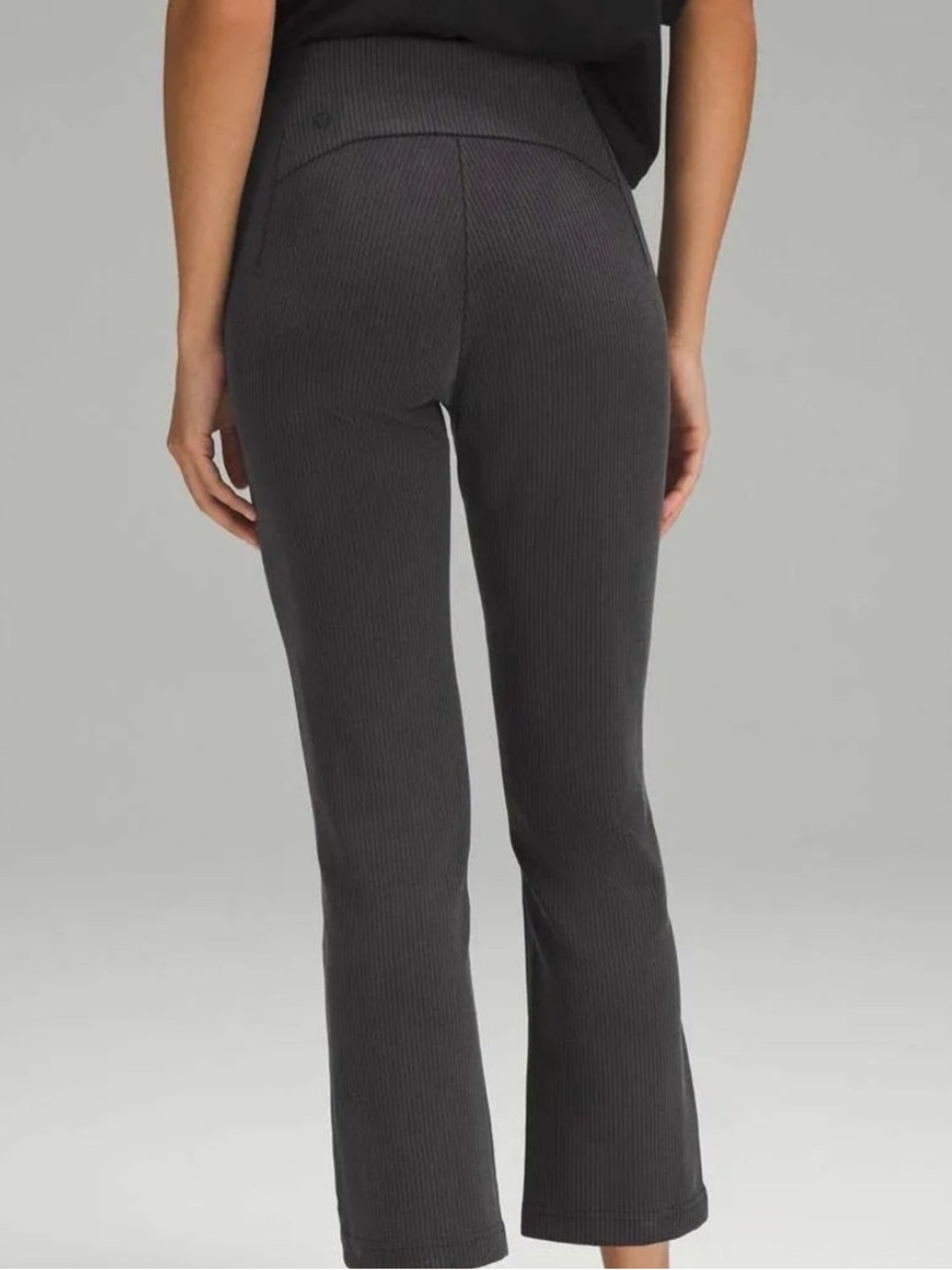 Lululemon Grey Ribbed Softstreme Zip-Leg High-Rise Cropped Pants 25" Size 14